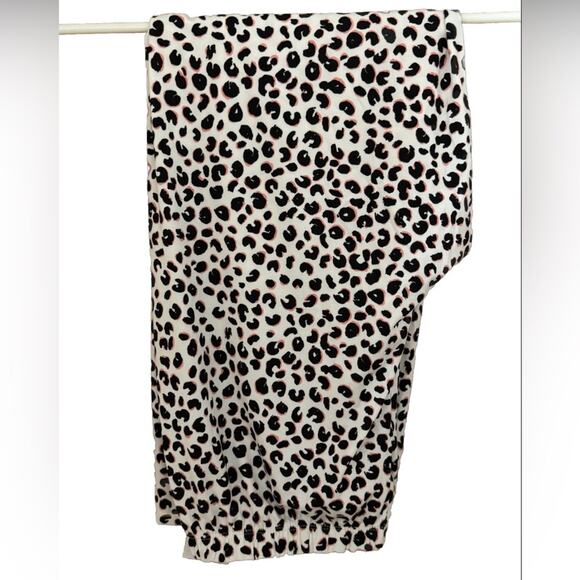 NWT -Kate Spade - Leopard Print Pajama Set Short Sleeve & Long Pants - Picture 3 of 5